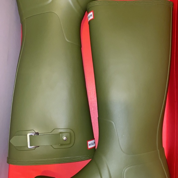 Rain Boots - Picture 5 of 7